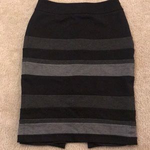 WHBM Striped Black and Gray Pencil Skirt 00